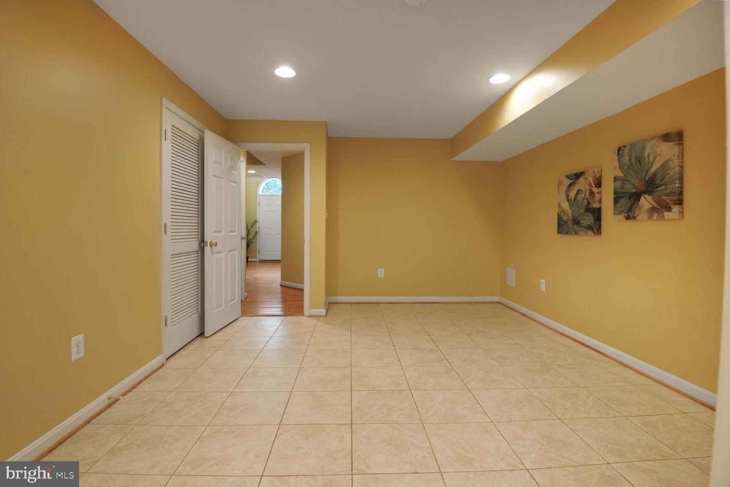 5335 ROSEMALLOW CIR, CENTREVILLE, Virginia 20120, 3 Bedrooms Bedrooms, ,3 BathroomsBathrooms,Residential,For sale,5335 ROSEMALLOW CIR,VAFX2245300 MLS # VAFX2245300