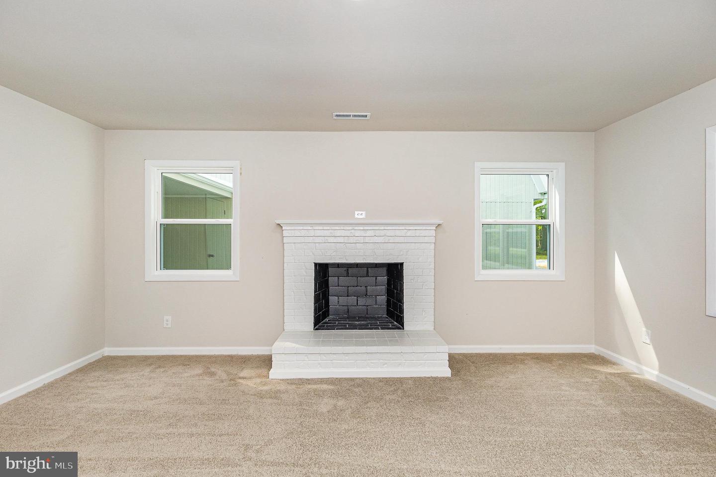 30 LAKE DR, STAFFORD, Virginia 22554, 4 Bedrooms Bedrooms, ,2 BathroomsBathrooms,Residential,For sale,30 LAKE DR,VAST2039486 MLS # VAST2039486