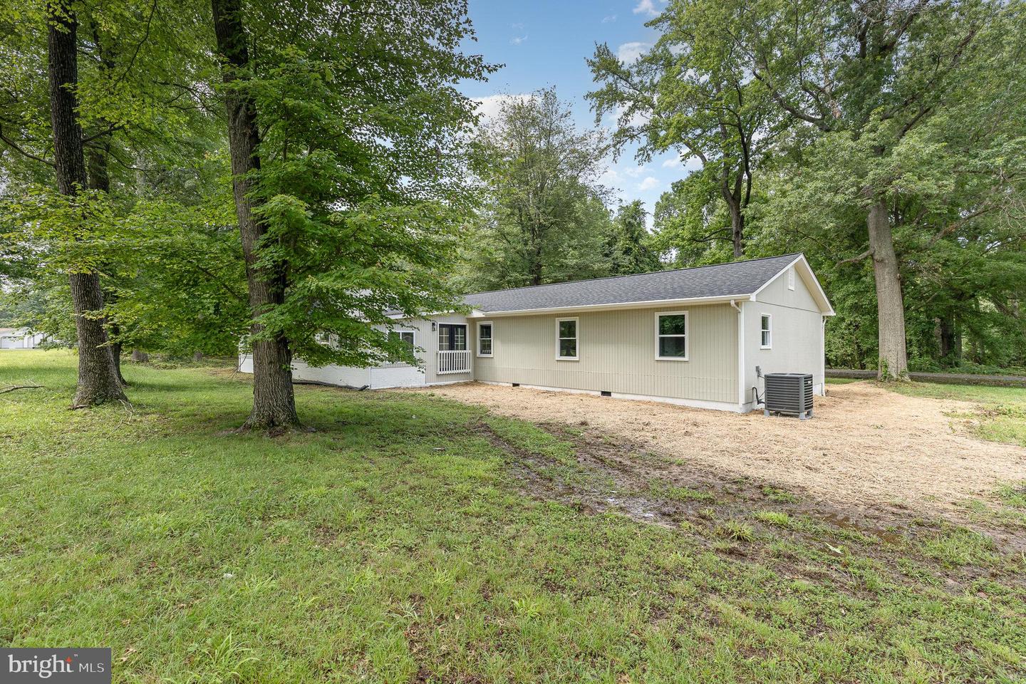 30 LAKE DR, STAFFORD, Virginia 22554, 4 Bedrooms Bedrooms, ,2 BathroomsBathrooms,Residential,For sale,30 LAKE DR,VAST2039486 MLS # VAST2039486