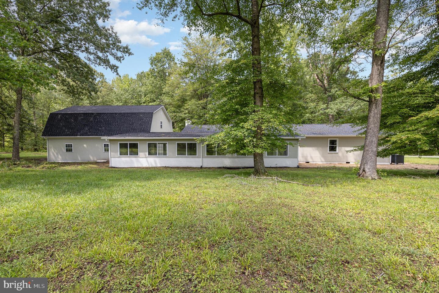 30 LAKE DR, STAFFORD, Virginia 22554, 4 Bedrooms Bedrooms, ,2 BathroomsBathrooms,Residential,For sale,30 LAKE DR,VAST2039486 MLS # VAST2039486