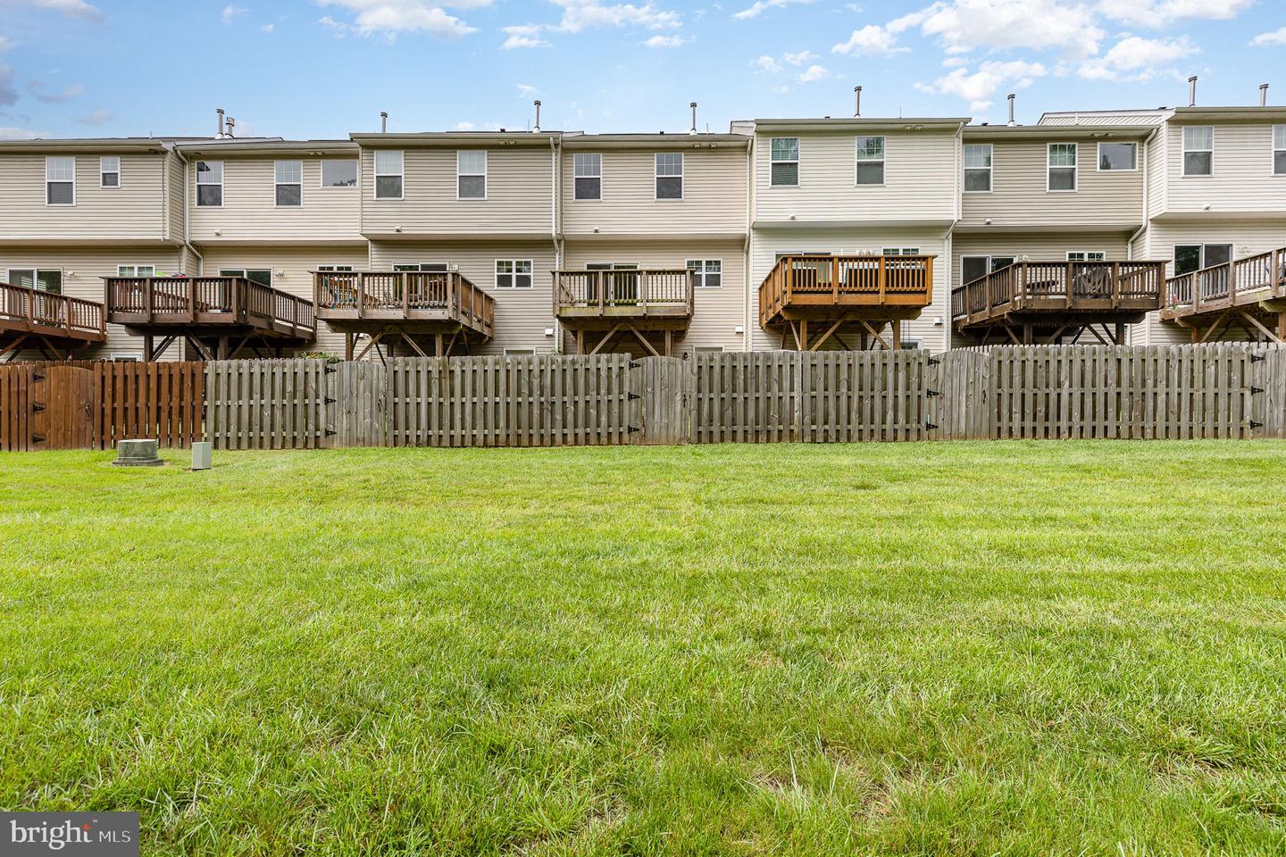 2239 MALLARD LANDING DR, FREDERICKSBURG, Virginia 22408, 4 Bedrooms Bedrooms, ,2 BathroomsBathrooms,Residential,For sale,2239 MALLARD LANDING DR,VASP2033668 MLS # VASP2033668