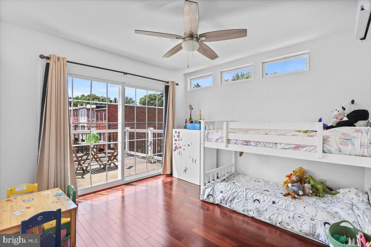1832 CALVERT ST NW #3, WASHINGTON, District Of Columbia 20009, 2 Bedrooms Bedrooms, ,2 BathroomsBathrooms,Residential,For sale,1832 CALVERT ST NW #3,DCDC2204044 MLS # DCDC2204044