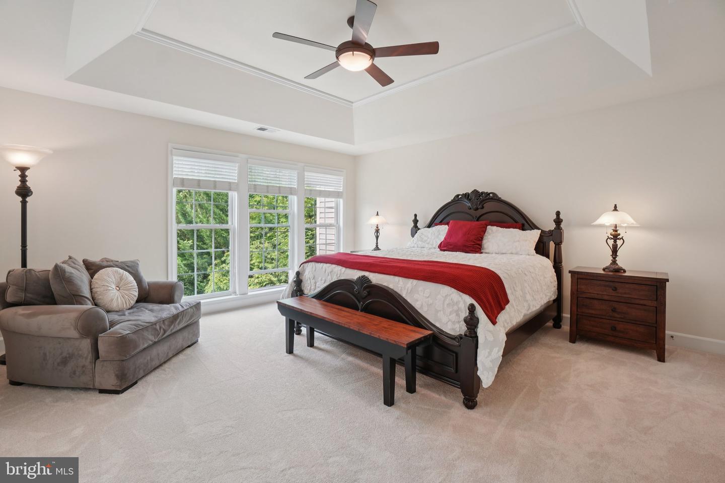 2402 HUNTINGTON PARK DR, ALEXANDRIA, Virginia 22303, 4 Bedrooms Bedrooms, ,3 BathroomsBathrooms,Residential,For sale,2402 HUNTINGTON PARK DR,VAFX2245362 MLS # VAFX2245362
