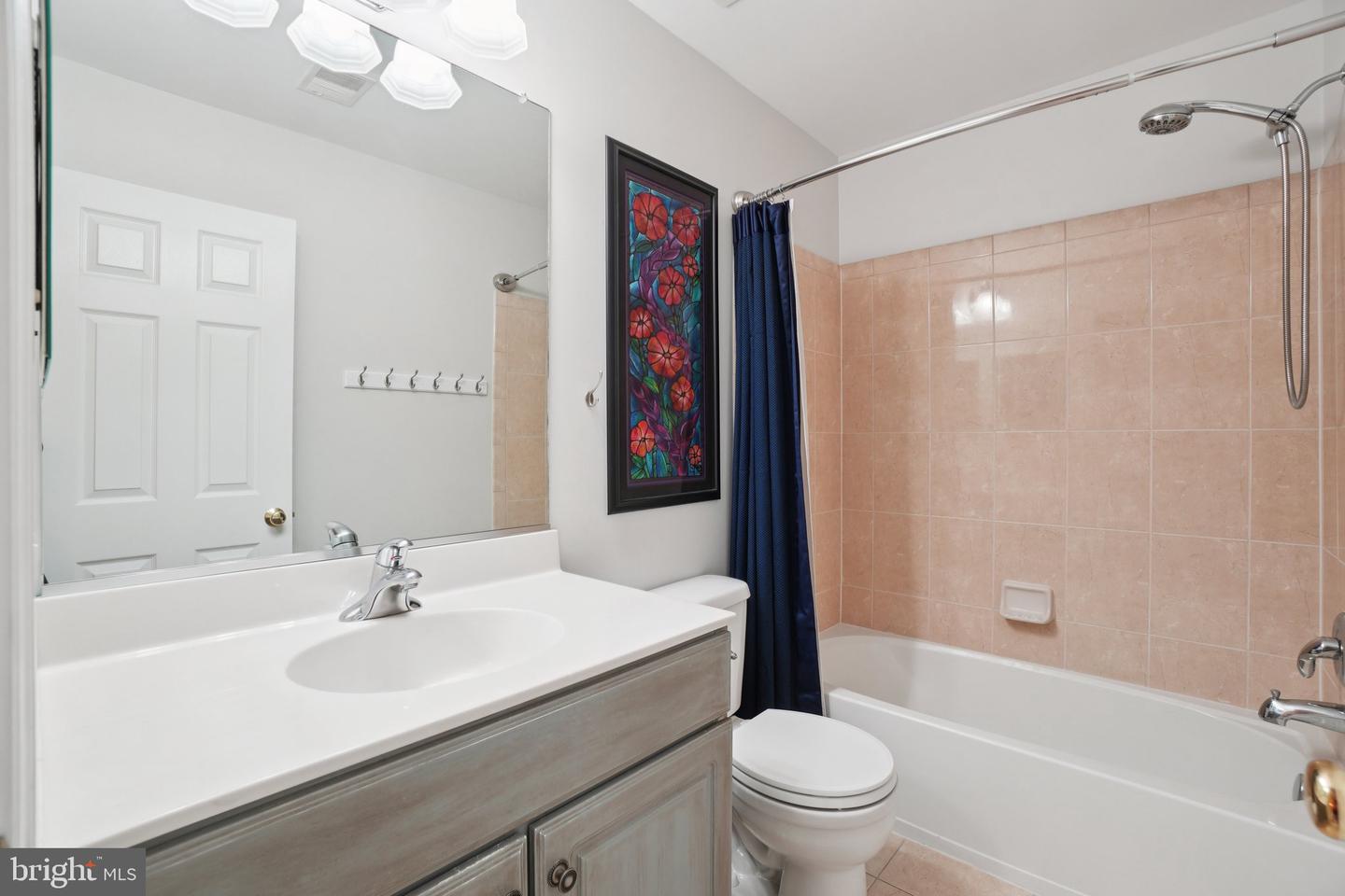 2402 HUNTINGTON PARK DR, ALEXANDRIA, Virginia 22303, 4 Bedrooms Bedrooms, ,3 BathroomsBathrooms,Residential,For sale,2402 HUNTINGTON PARK DR,VAFX2245362 MLS # VAFX2245362
