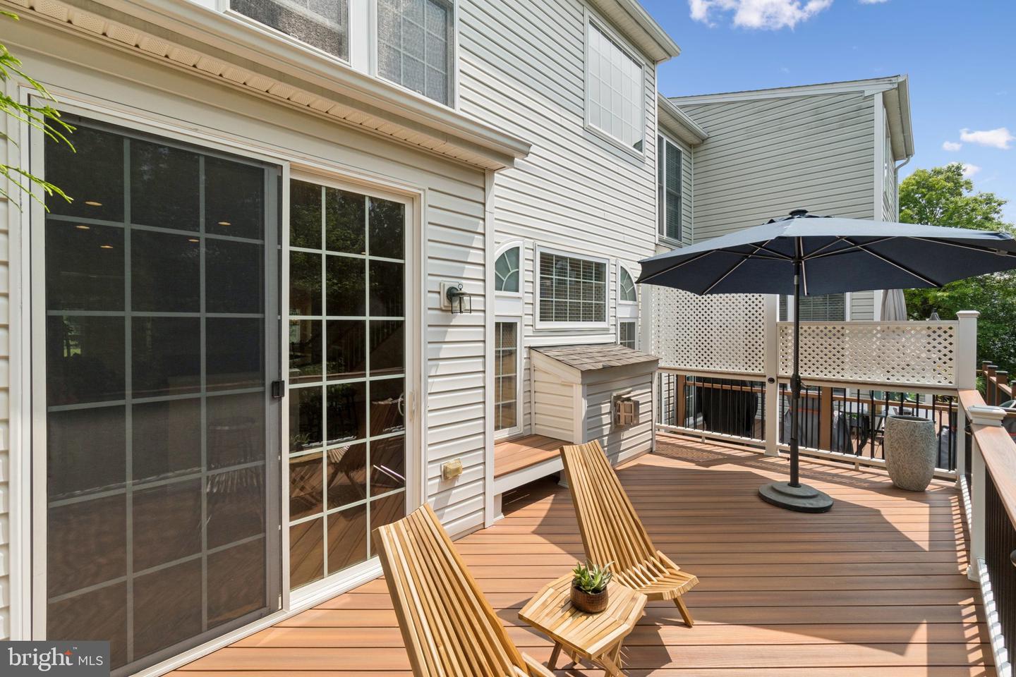 2402 HUNTINGTON PARK DR, ALEXANDRIA, Virginia 22303, 4 Bedrooms Bedrooms, ,3 BathroomsBathrooms,Residential,For sale,2402 HUNTINGTON PARK DR,VAFX2245362 MLS # VAFX2245362