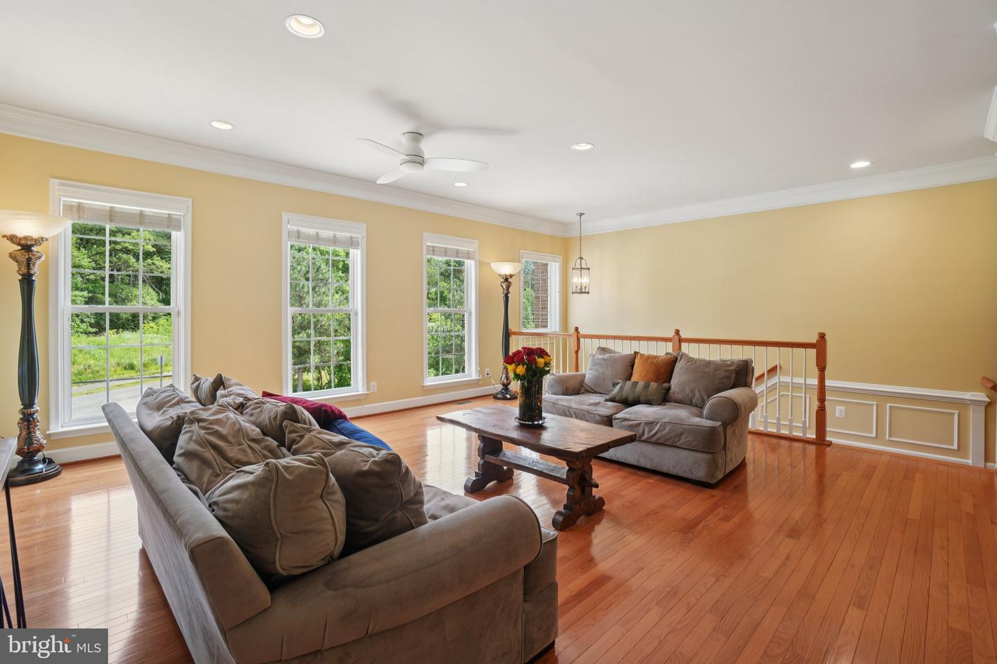 2402 HUNTINGTON PARK DR, ALEXANDRIA, Virginia 22303, 4 Bedrooms Bedrooms, ,3 BathroomsBathrooms,Residential,For sale,2402 HUNTINGTON PARK DR,VAFX2245362 MLS # VAFX2245362