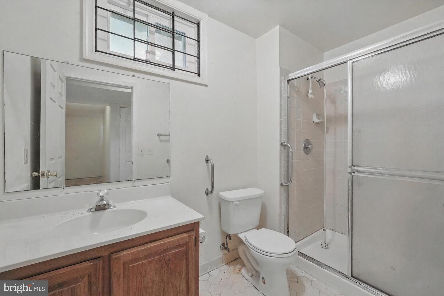 4412 MARSALA GLEN WAY, FAIRFAX, Virginia 22033, 4 Bedrooms Bedrooms, ,3 BathroomsBathrooms,Residential,For sale,4412 MARSALA GLEN WAY,VAFX2245528 MLS # VAFX2245528