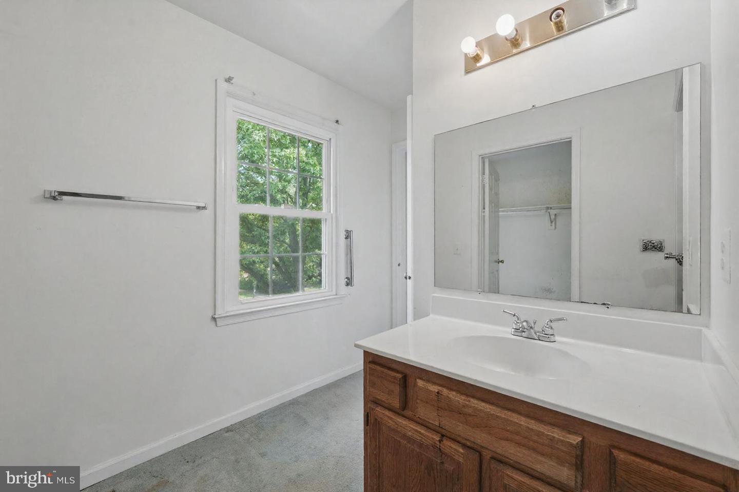 4412 MARSALA GLEN WAY, FAIRFAX, Virginia 22033, 4 Bedrooms Bedrooms, ,3 BathroomsBathrooms,Residential,For sale,4412 MARSALA GLEN WAY,VAFX2245528 MLS # VAFX2245528
