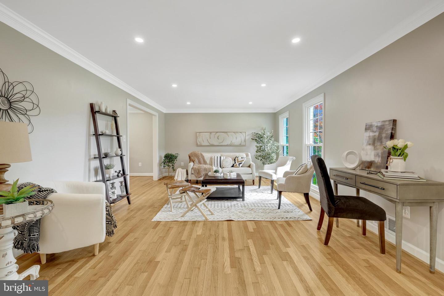 427 WEST ST NW, VIENNA, Virginia 22180, 5 Bedrooms Bedrooms, ,3 BathroomsBathrooms,Residential,For sale,427 WEST ST NW,VAFX2245596 MLS # VAFX2245596