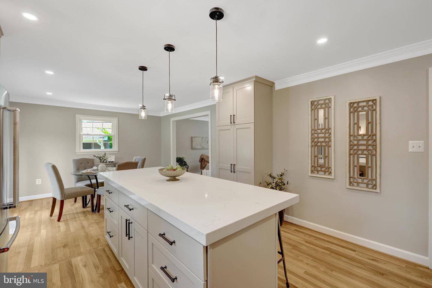 427 WEST ST NW, VIENNA, Virginia 22180, 5 Bedrooms Bedrooms, ,3 BathroomsBathrooms,Residential,For sale,427 WEST ST NW,VAFX2245596 MLS # VAFX2245596