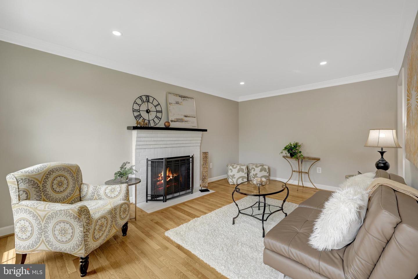427 WEST ST NW, VIENNA, Virginia 22180, 5 Bedrooms Bedrooms, ,3 BathroomsBathrooms,Residential,For sale,427 WEST ST NW,VAFX2245596 MLS # VAFX2245596