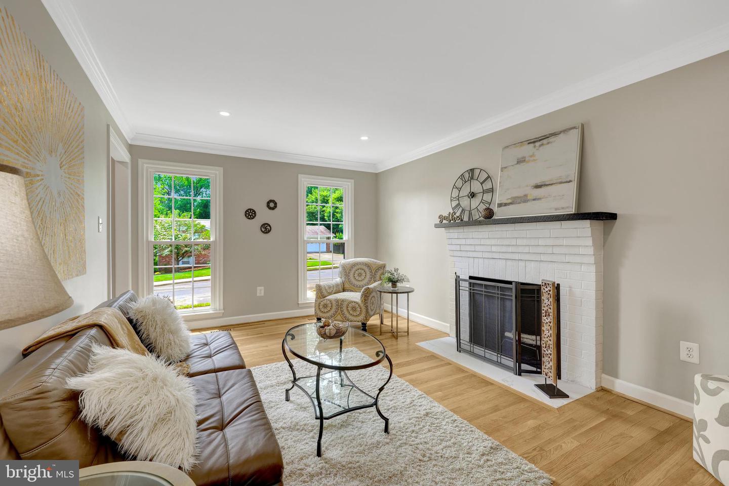 427 WEST ST NW, VIENNA, Virginia 22180, 5 Bedrooms Bedrooms, ,3 BathroomsBathrooms,Residential,For sale,427 WEST ST NW,VAFX2245596 MLS # VAFX2245596