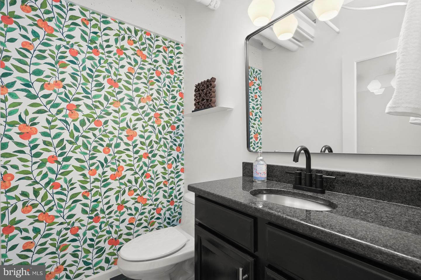 2311 M ST NW #PH-1007, WASHINGTON, District Of Columbia 20037, 1 Bedroom Bedrooms, ,1 BathroomBathrooms,Residential,For sale,2311 M ST NW #PH-1007,DCDC2204170 MLS # DCDC2204170