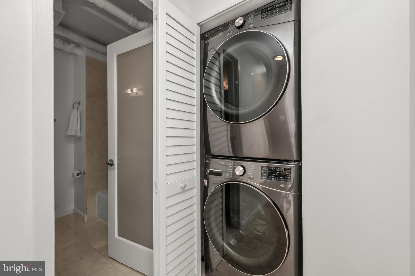 2311 M ST NW #PH-1007, WASHINGTON, District Of Columbia 20037, 1 Bedroom Bedrooms, ,1 BathroomBathrooms,Residential,For sale,2311 M ST NW #PH-1007,DCDC2204170 MLS # DCDC2204170
