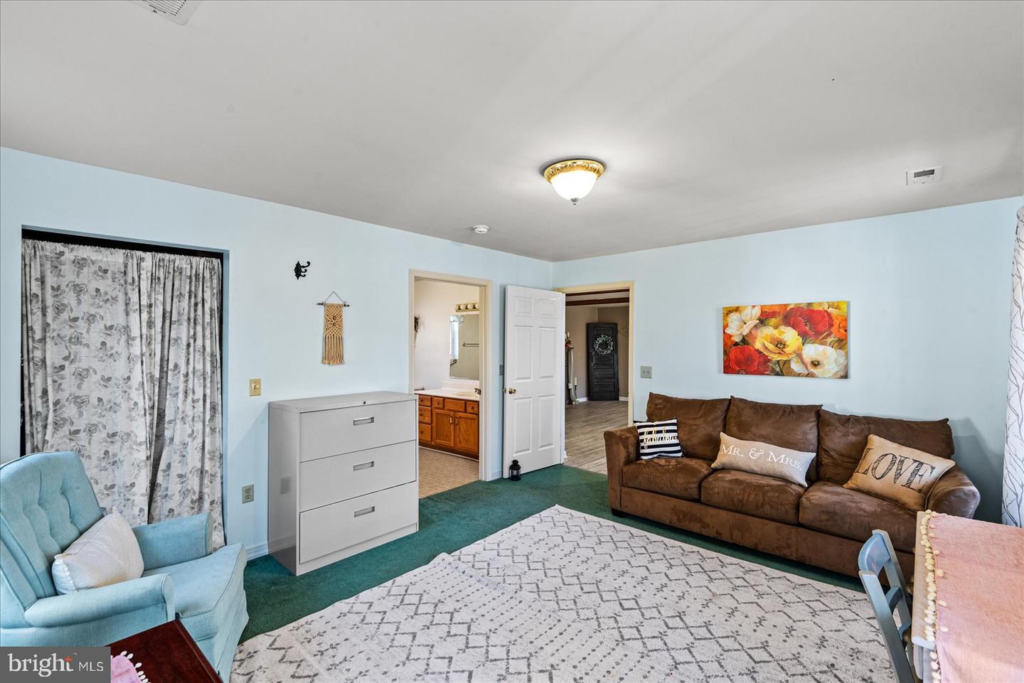115 E BROADDUS AVE, BOWLING GREEN, Virginia 22427, 6 Bedrooms Bedrooms, ,5 BathroomsBathrooms,Residential,For sale,115 E BROADDUS AVE,VACV2008242 MLS # VACV2008242