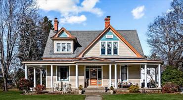 115 E BROADDUS AVE, BOWLING GREEN, Virginia 22427, 6 Bedrooms Bedrooms, ,5 BathroomsBathrooms,Residential,For sale,115 E BROADDUS AVE,VACV2008242 MLS # VACV2008242