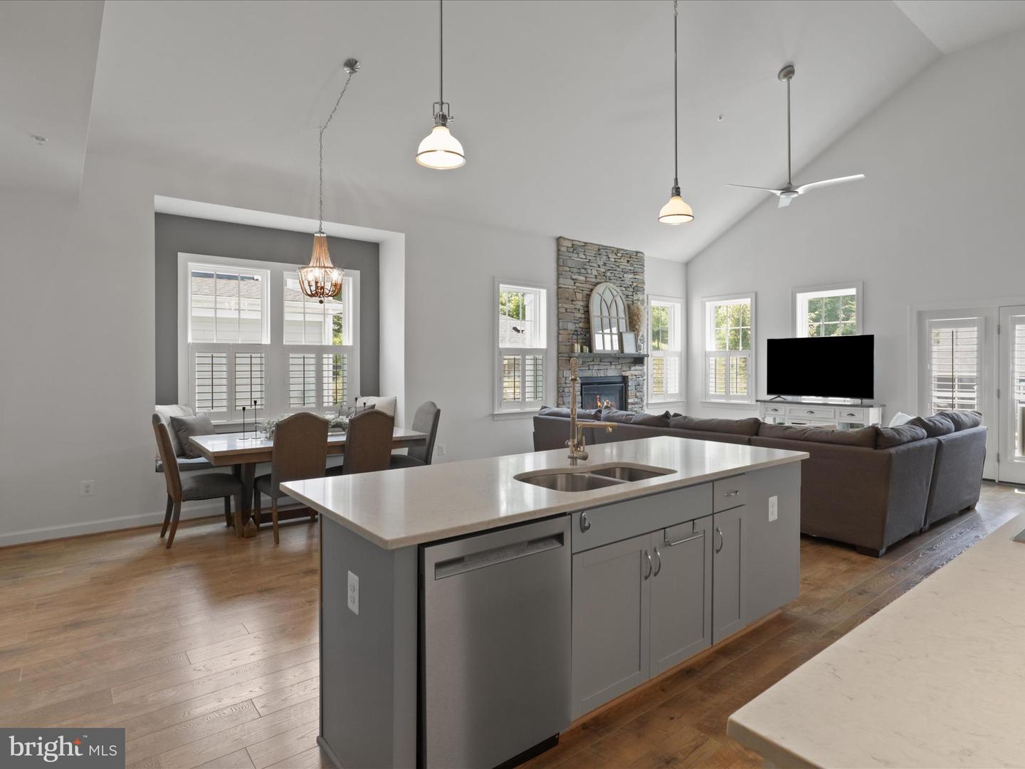 18206 THUNDERBOLT RD, DUMFRIES, Virginia 22026, 4 Bedrooms Bedrooms, 11 Rooms Rooms,3 BathroomsBathrooms,Residential,For sale,18206 THUNDERBOLT RD,VAPW2096294 MLS # VAPW2096294