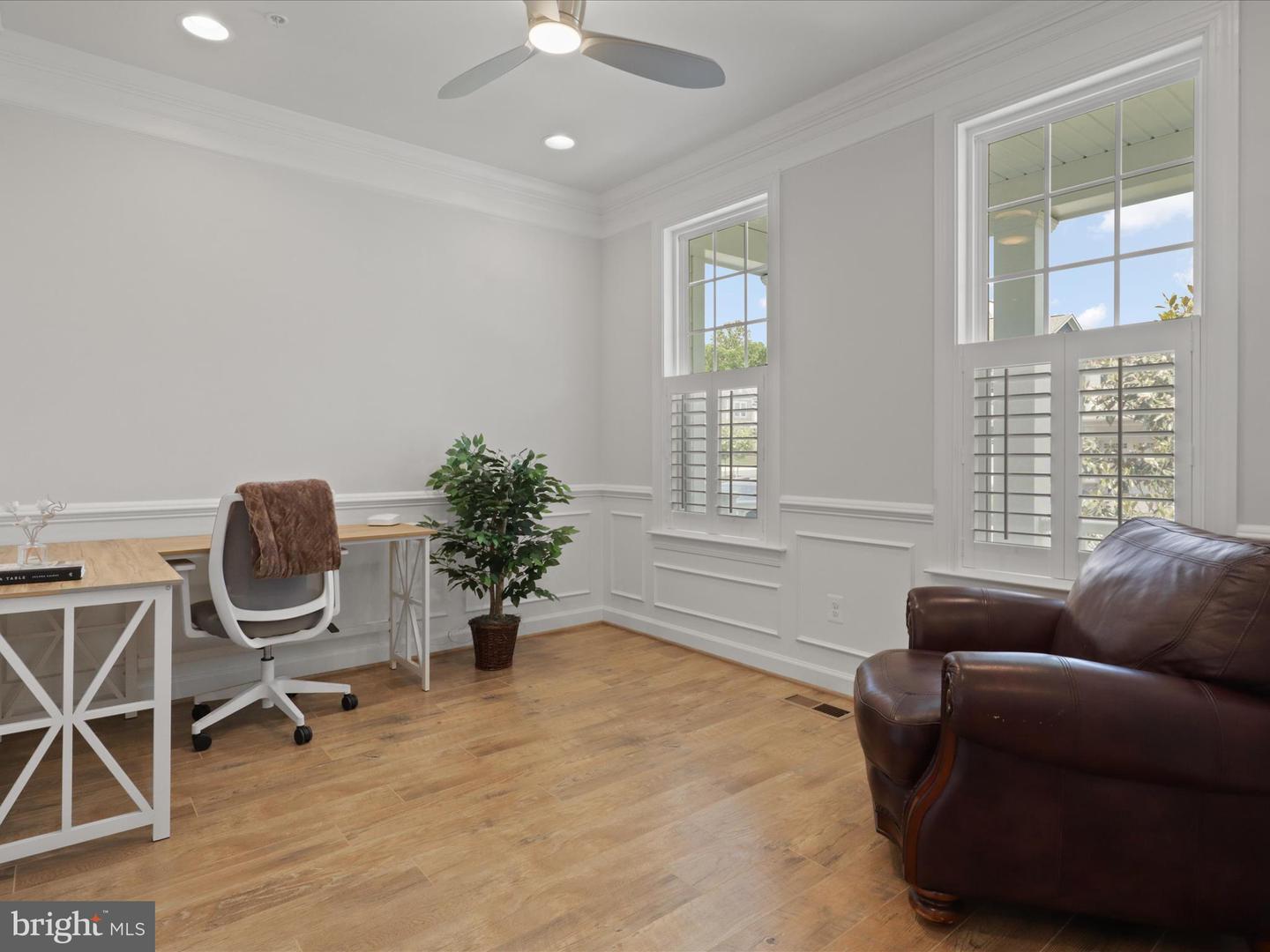 18206 THUNDERBOLT RD, DUMFRIES, Virginia 22026, 4 Bedrooms Bedrooms, 11 Rooms Rooms,3 BathroomsBathrooms,Residential,For sale,18206 THUNDERBOLT RD,VAPW2096294 MLS # VAPW2096294