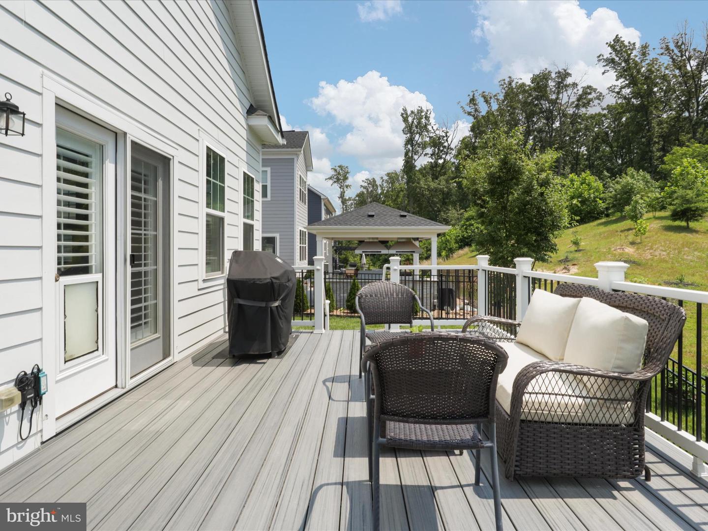 18206 THUNDERBOLT RD, DUMFRIES, Virginia 22026, 4 Bedrooms Bedrooms, 11 Rooms Rooms,3 BathroomsBathrooms,Residential,For sale,18206 THUNDERBOLT RD,VAPW2096294 MLS # VAPW2096294
