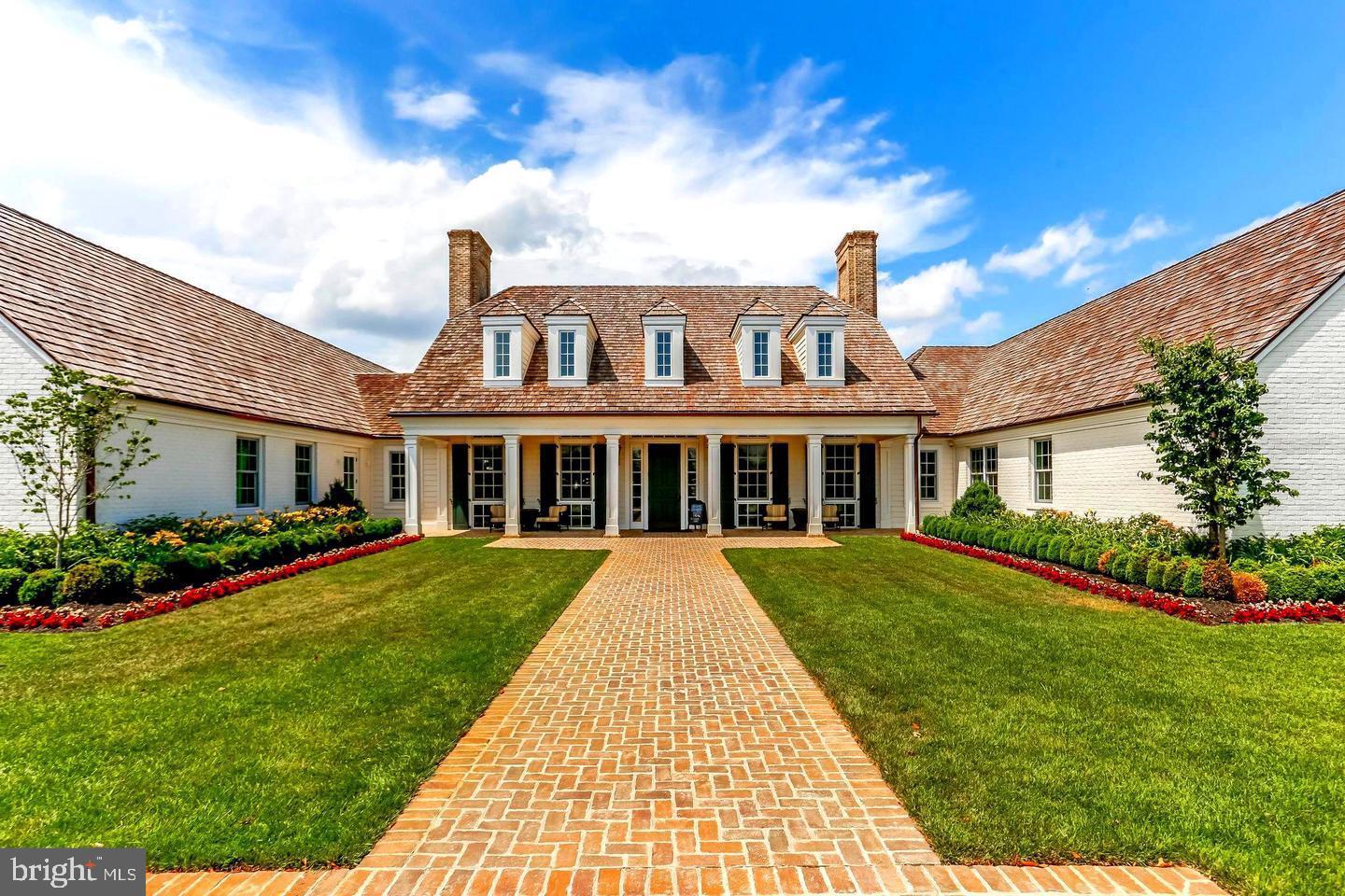 18206 THUNDERBOLT RD, DUMFRIES, Virginia 22026, 4 Bedrooms Bedrooms, 11 Rooms Rooms,3 BathroomsBathrooms,Residential,For sale,18206 THUNDERBOLT RD,VAPW2096294 MLS # VAPW2096294