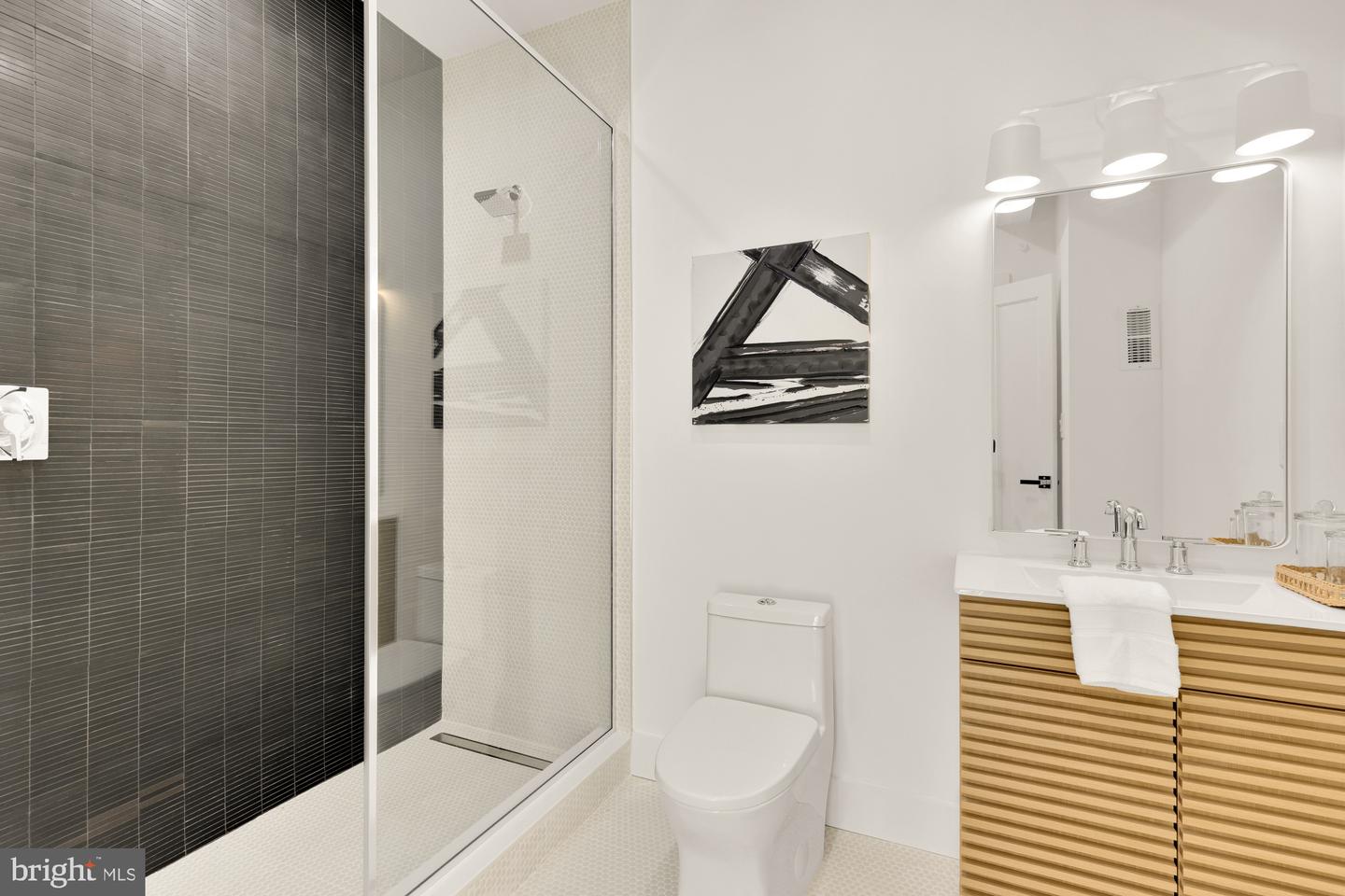 1205 10TH ST NW #A, WASHINGTON, District Of Columbia 20001, 4 Bedrooms Bedrooms, ,3 BathroomsBathrooms,Residential,For sale,1205 10TH ST NW #A,DCDC2204270 MLS # DCDC2204270