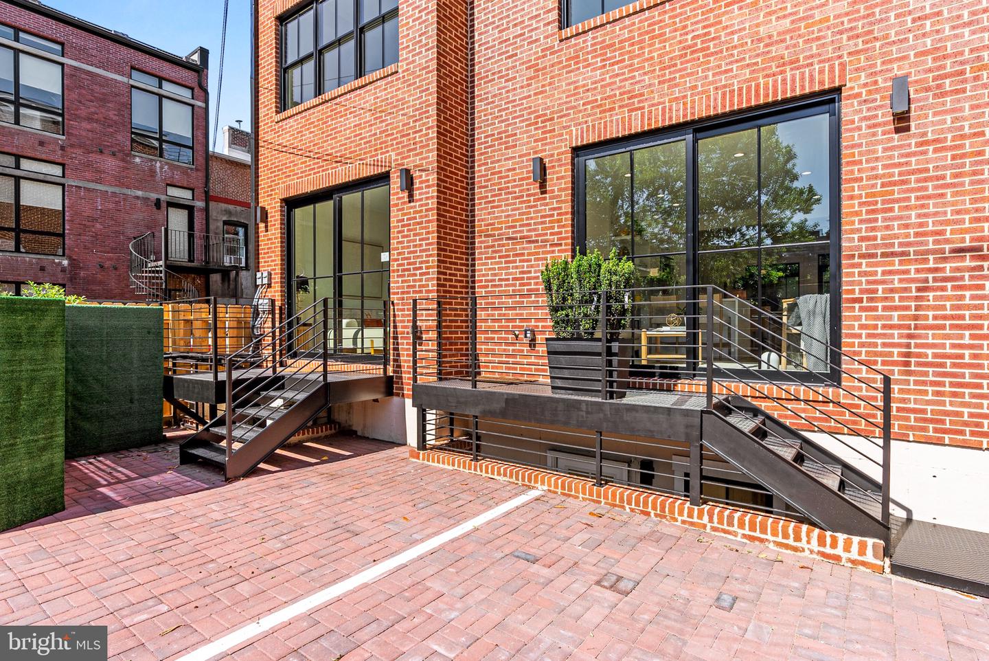 1205 10TH ST NW #A, WASHINGTON, District Of Columbia 20001, 4 Bedrooms Bedrooms, ,3 BathroomsBathrooms,Residential,For sale,1205 10TH ST NW #A,DCDC2204270 MLS # DCDC2204270