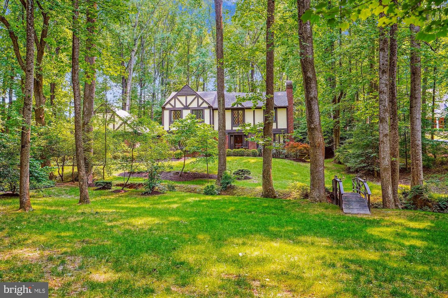 10217 WENDOVER DR, VIENNA, Virginia 22181, 4 Bedrooms Bedrooms, ,3 BathroomsBathrooms,Residential,For sale,10217 WENDOVER DR,VAFX2245662 MLS # VAFX2245662