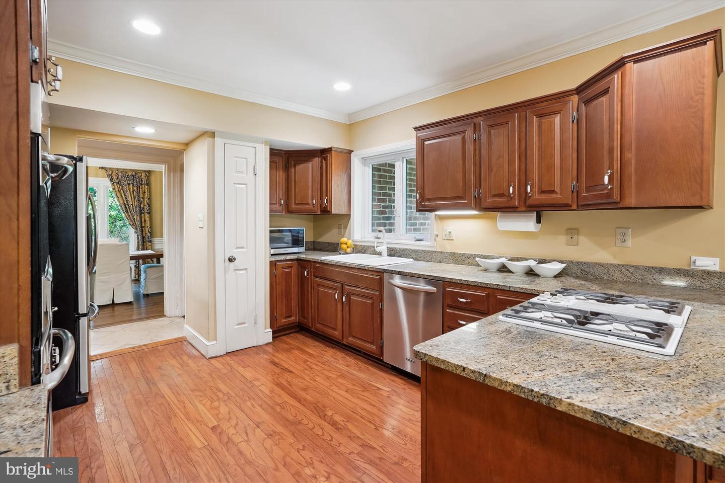 10217 WENDOVER DR, VIENNA, Virginia 22181, 4 Bedrooms Bedrooms, ,3 BathroomsBathrooms,Residential,For sale,10217 WENDOVER DR,VAFX2245662 MLS # VAFX2245662