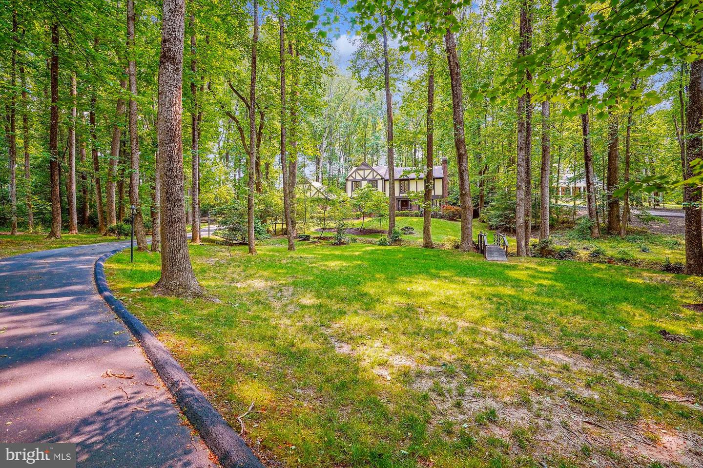 10217 WENDOVER DR, VIENNA, Virginia 22181, 4 Bedrooms Bedrooms, ,3 BathroomsBathrooms,Residential,For sale,10217 WENDOVER DR,VAFX2245662 MLS # VAFX2245662