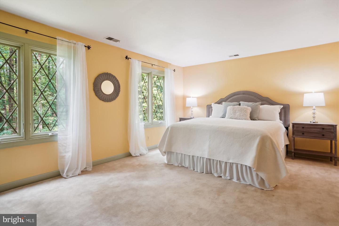 10217 WENDOVER DR, VIENNA, Virginia 22181, 4 Bedrooms Bedrooms, ,3 BathroomsBathrooms,Residential,For sale,10217 WENDOVER DR,VAFX2245662 MLS # VAFX2245662