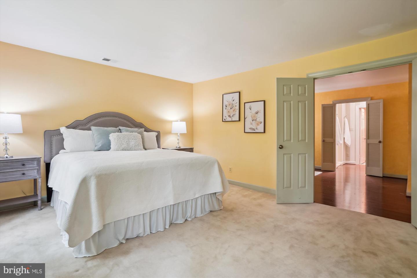 10217 WENDOVER DR, VIENNA, Virginia 22181, 4 Bedrooms Bedrooms, ,3 BathroomsBathrooms,Residential,For sale,10217 WENDOVER DR,VAFX2245662 MLS # VAFX2245662