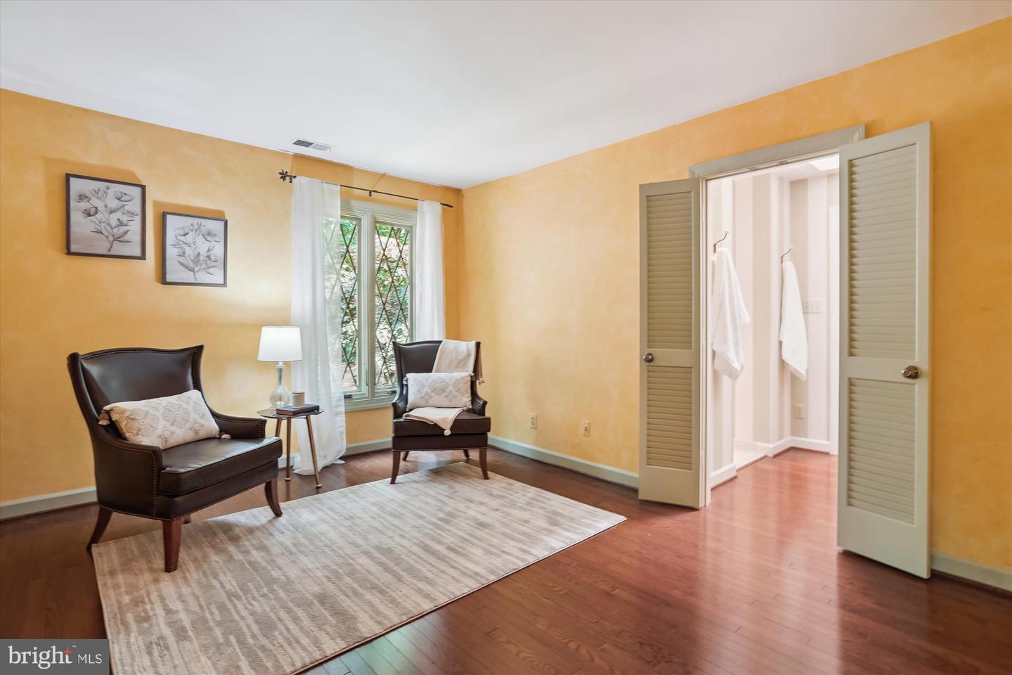 10217 WENDOVER DR, VIENNA, Virginia 22181, 4 Bedrooms Bedrooms, ,3 BathroomsBathrooms,Residential,For sale,10217 WENDOVER DR,VAFX2245662 MLS # VAFX2245662