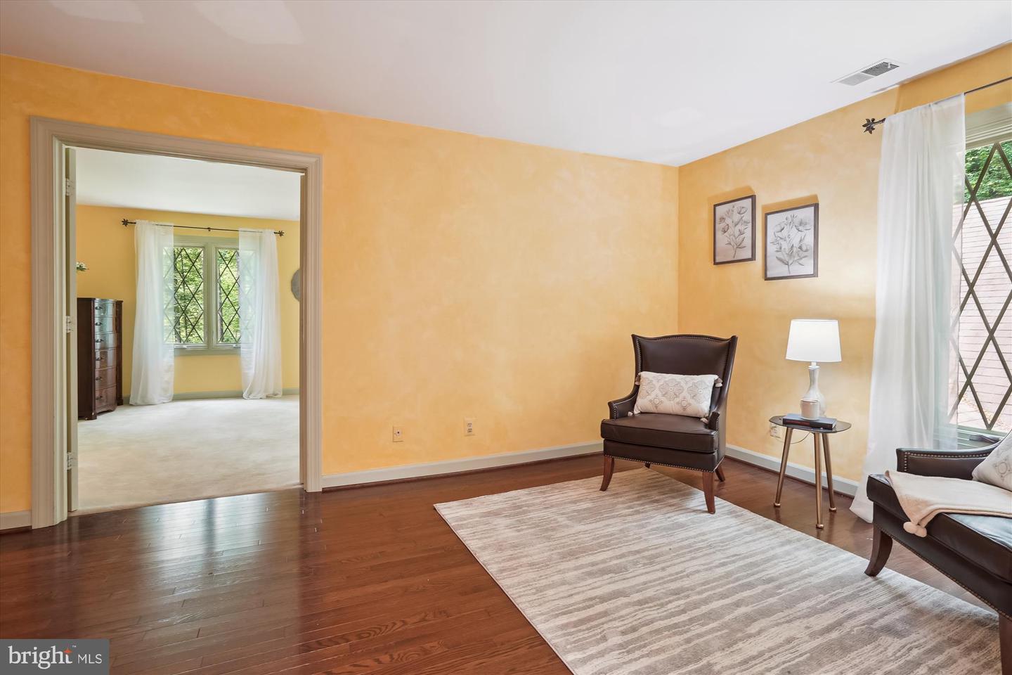 10217 WENDOVER DR, VIENNA, Virginia 22181, 4 Bedrooms Bedrooms, ,3 BathroomsBathrooms,Residential,For sale,10217 WENDOVER DR,VAFX2245662 MLS # VAFX2245662