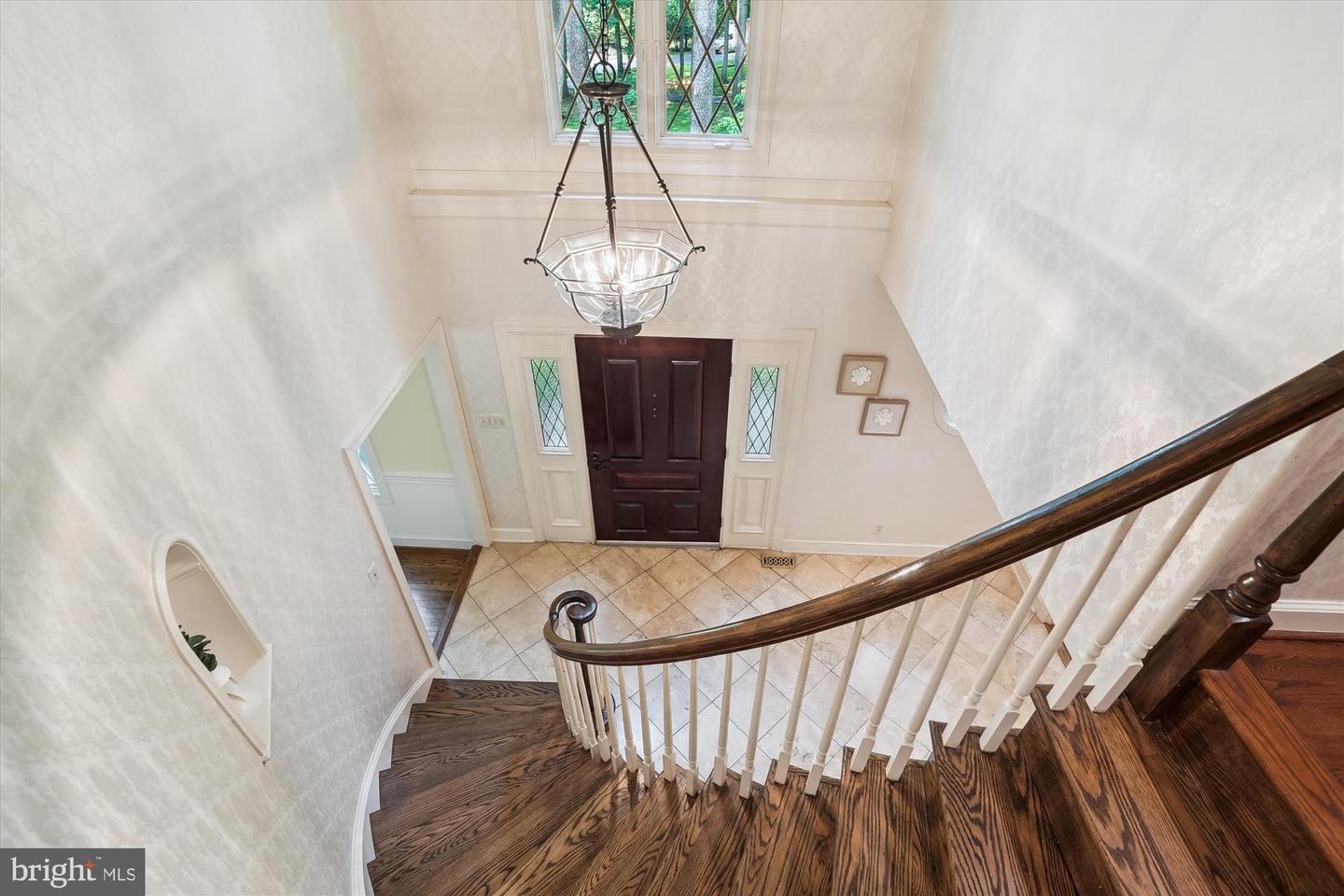 10217 WENDOVER DR, VIENNA, Virginia 22181, 4 Bedrooms Bedrooms, ,3 BathroomsBathrooms,Residential,For sale,10217 WENDOVER DR,VAFX2245662 MLS # VAFX2245662