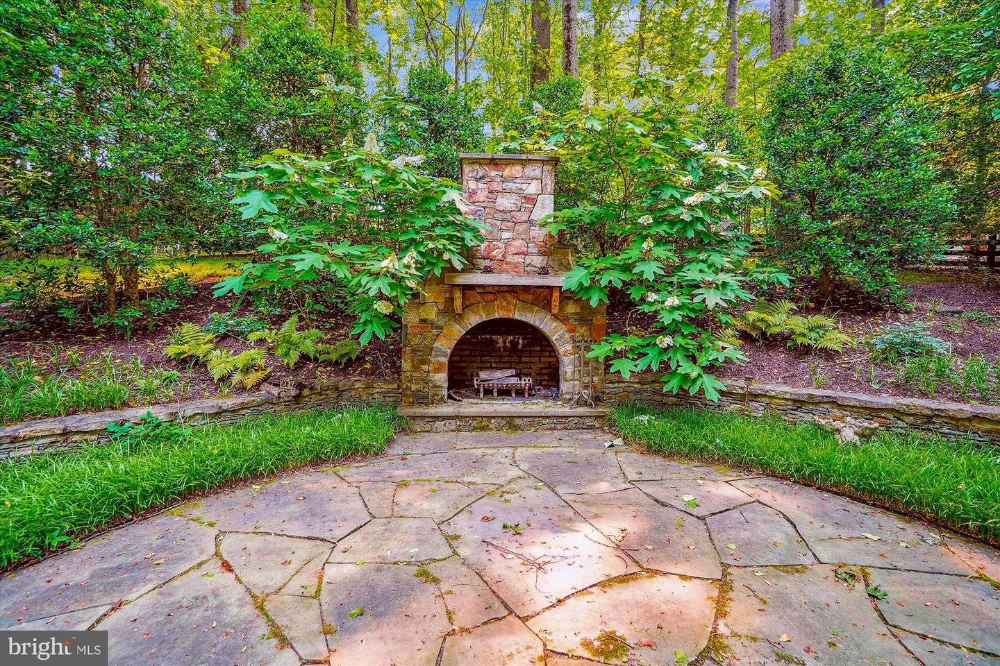 10217 WENDOVER DR, VIENNA, Virginia 22181, 4 Bedrooms Bedrooms, ,3 BathroomsBathrooms,Residential,For sale,10217 WENDOVER DR,VAFX2245662 MLS # VAFX2245662