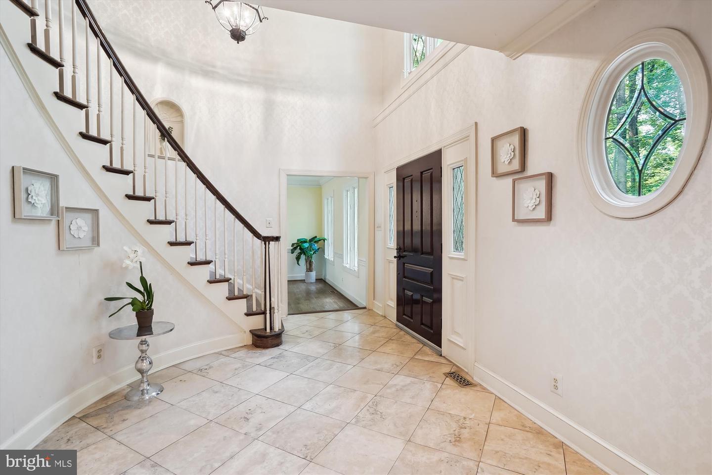 10217 WENDOVER DR, VIENNA, Virginia 22181, 4 Bedrooms Bedrooms, ,3 BathroomsBathrooms,Residential,For sale,10217 WENDOVER DR,VAFX2245662 MLS # VAFX2245662