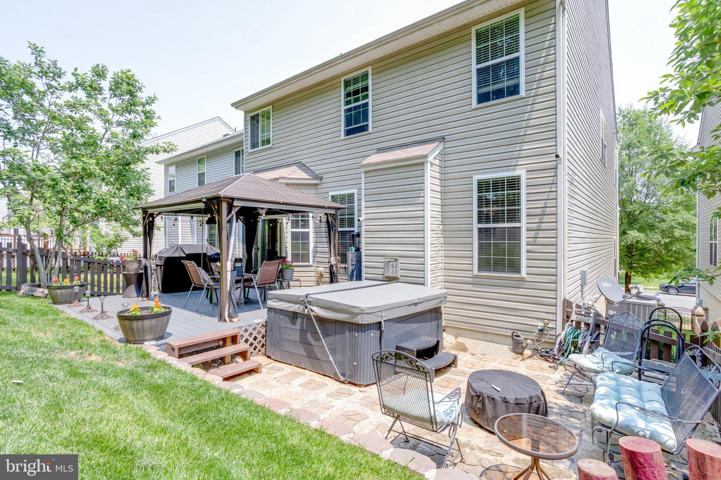 3317 EAGLE RIDGE DR, WOODBRIDGE, Virginia 22191, 4 Bedrooms Bedrooms, ,3 BathroomsBathrooms,Residential,For sale,3317 EAGLE RIDGE DR,VAPW2096346 MLS # VAPW2096346