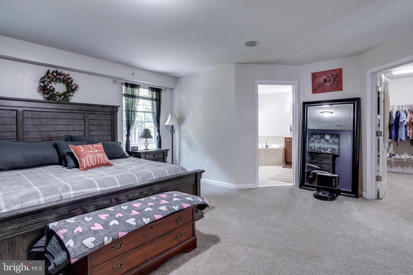 3317 EAGLE RIDGE DR, WOODBRIDGE, Virginia 22191, 4 Bedrooms Bedrooms, ,3 BathroomsBathrooms,Residential,For sale,3317 EAGLE RIDGE DR,VAPW2096346 MLS # VAPW2096346