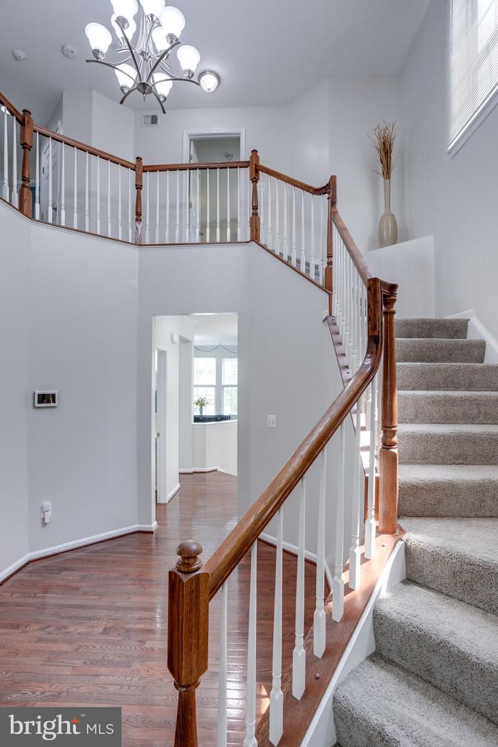 3317 EAGLE RIDGE DR, WOODBRIDGE, Virginia 22191, 4 Bedrooms Bedrooms, ,3 BathroomsBathrooms,Residential,For sale,3317 EAGLE RIDGE DR,VAPW2096346 MLS # VAPW2096346