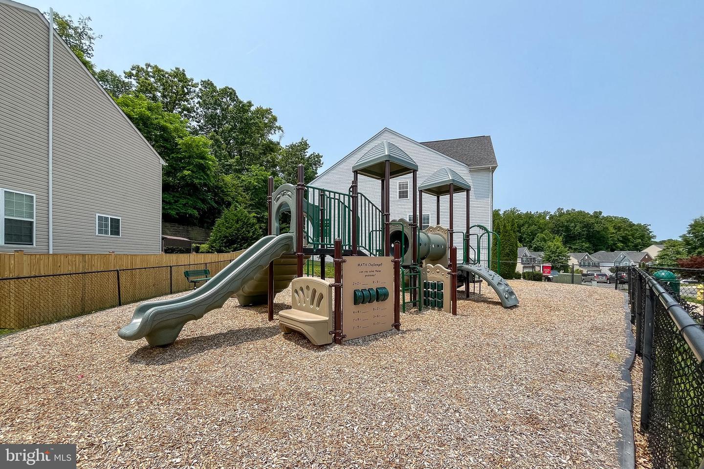 3317 EAGLE RIDGE DR, WOODBRIDGE, Virginia 22191, 4 Bedrooms Bedrooms, ,3 BathroomsBathrooms,Residential,For sale,3317 EAGLE RIDGE DR,VAPW2096346 MLS # VAPW2096346