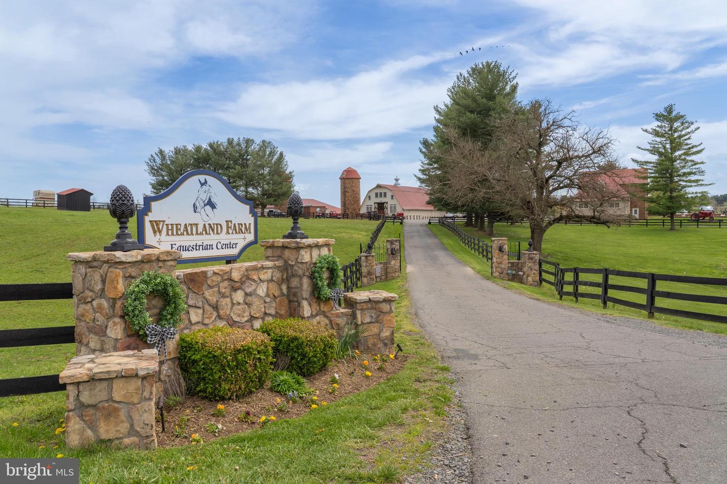 15158 BERLIN TPKE, PURCELLVILLE, Virginia 20132, 6 Bedrooms Bedrooms, ,4 BathroomsBathrooms,Residential,For sale,15158 BERLIN TPKE,VALO2098838 MLS # VALO2098838