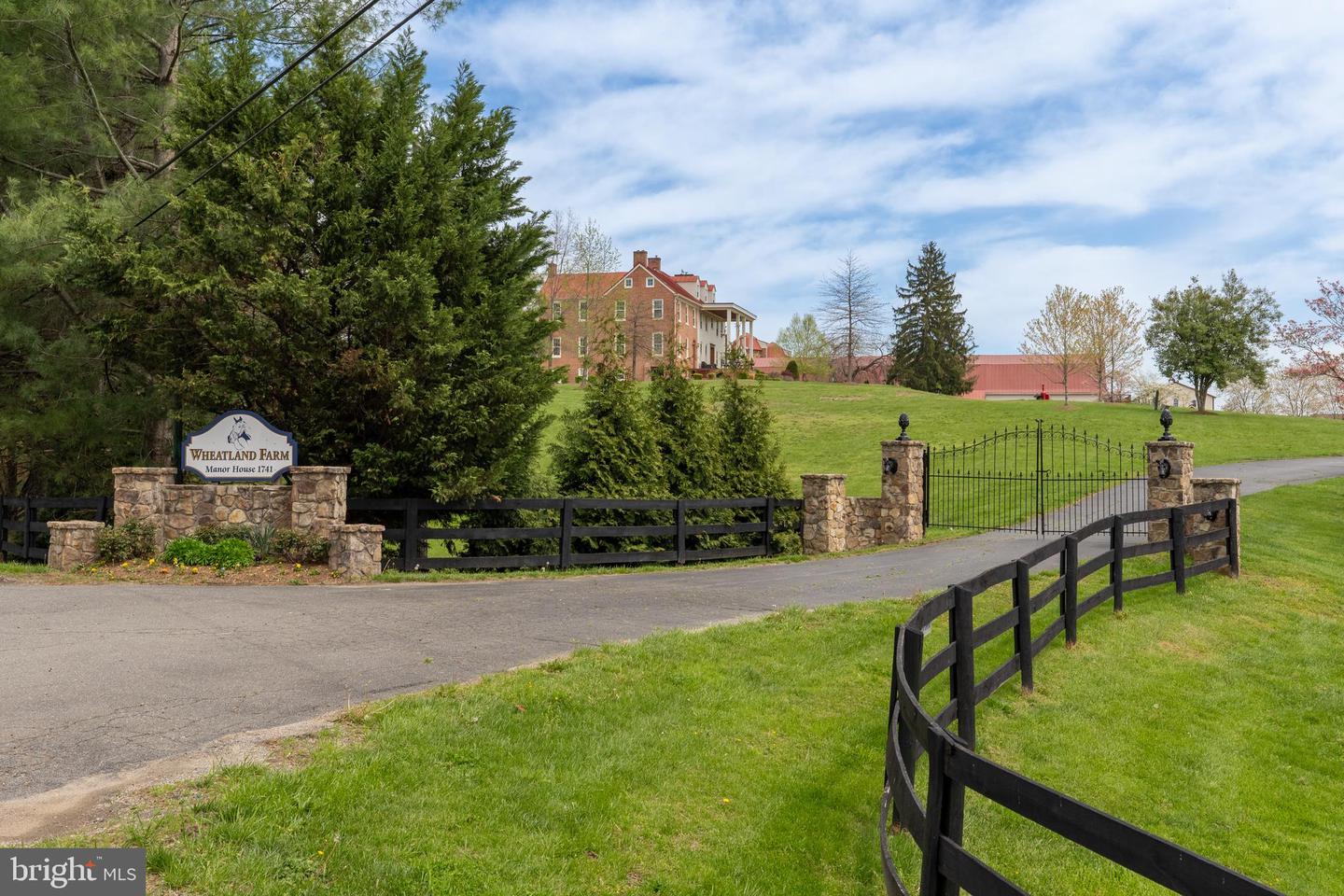 15158 BERLIN TPKE, PURCELLVILLE, Virginia 20132, 6 Bedrooms Bedrooms, ,4 BathroomsBathrooms,Residential,For sale,15158 BERLIN TPKE,VALO2098838 MLS # VALO2098838