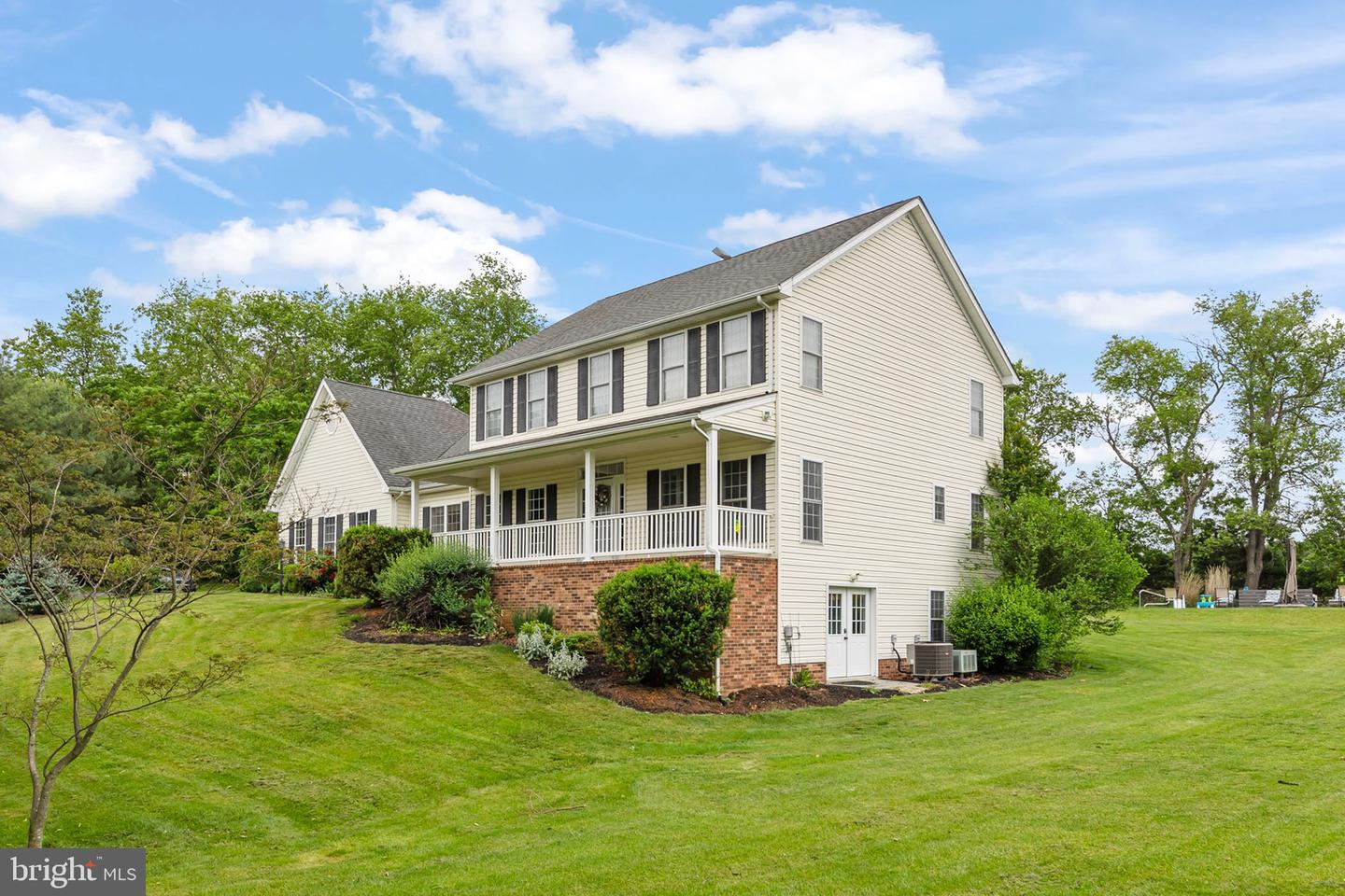 162 BUNCHBERRY RIDGE CT, STEPHENS CITY, Virginia 22655, 4 Bedrooms Bedrooms, ,3 BathroomsBathrooms,Residential,For sale,162 BUNCHBERRY RIDGE CT,VAFV2034670 MLS # VAFV2034670