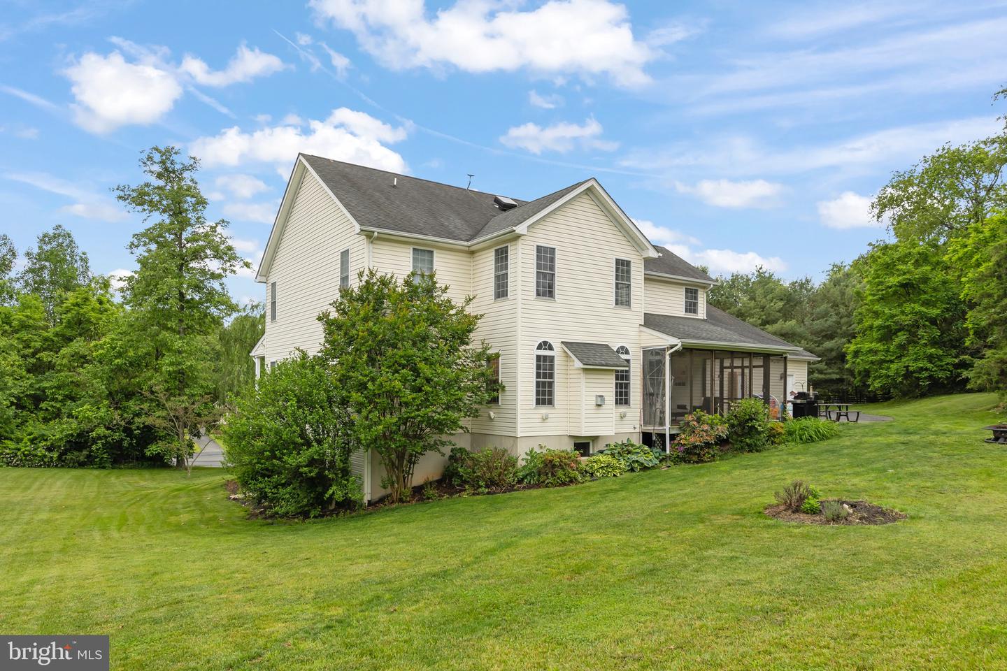 162 BUNCHBERRY RIDGE CT, STEPHENS CITY, Virginia 22655, 4 Bedrooms Bedrooms, ,3 BathroomsBathrooms,Residential,For sale,162 BUNCHBERRY RIDGE CT,VAFV2034670 MLS # VAFV2034670