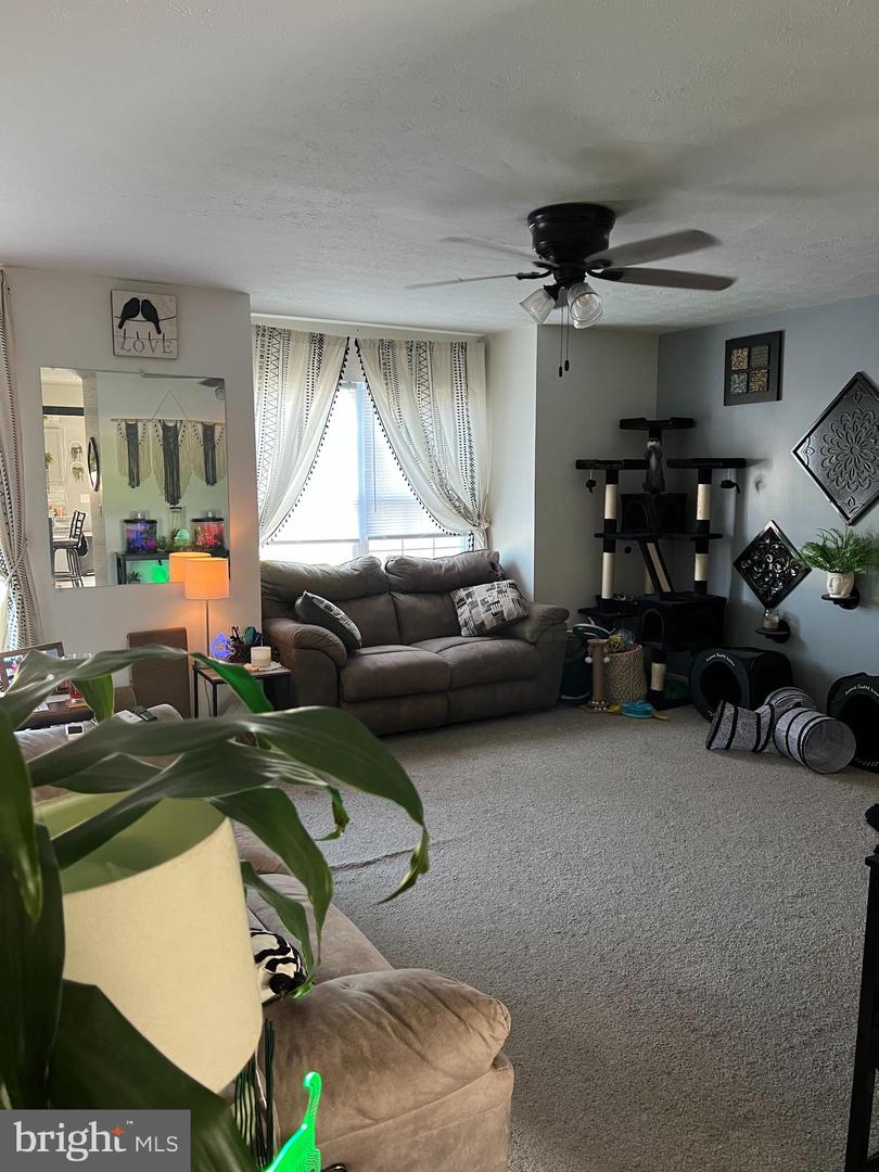 102 ZEPHYR LN, WINCHESTER, Virginia 22602, 3 Bedrooms Bedrooms, 6 Rooms Rooms,1 BathroomBathrooms,Residential,For sale,102 ZEPHYR LN,VAFV2034668 MLS # VAFV2034668