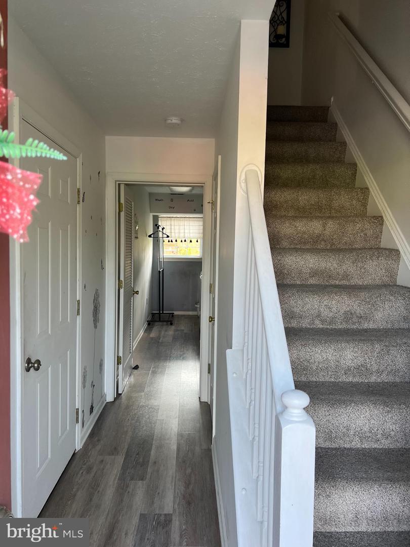 102 ZEPHYR LN, WINCHESTER, Virginia 22602, 3 Bedrooms Bedrooms, 6 Rooms Rooms,1 BathroomBathrooms,Residential,For sale,102 ZEPHYR LN,VAFV2034668 MLS # VAFV2034668