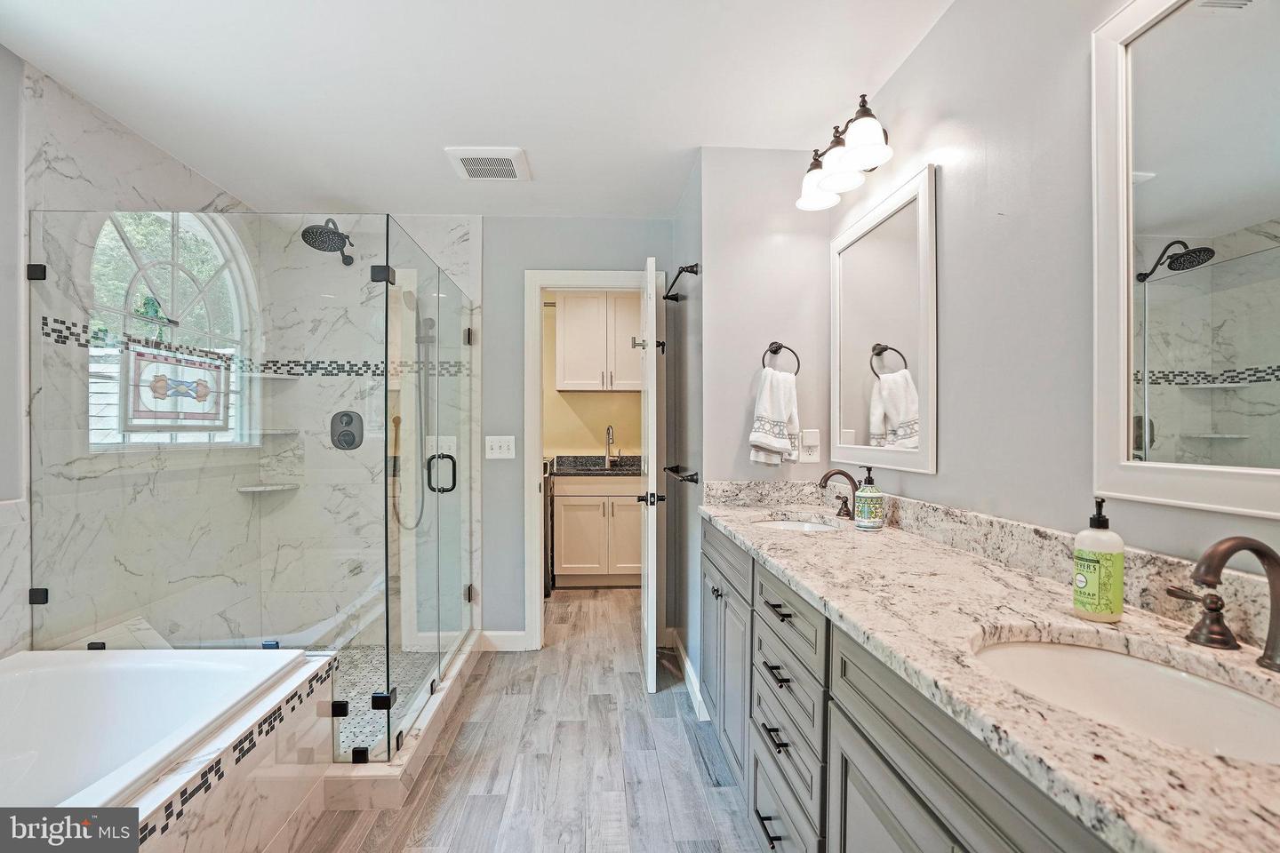 8821 GATESHEAD RD, ALEXANDRIA, Virginia 22309, 5 Bedrooms Bedrooms, ,2 BathroomsBathrooms,Residential,For sale,8821 GATESHEAD RD,VAFX2245718 MLS # VAFX2245718