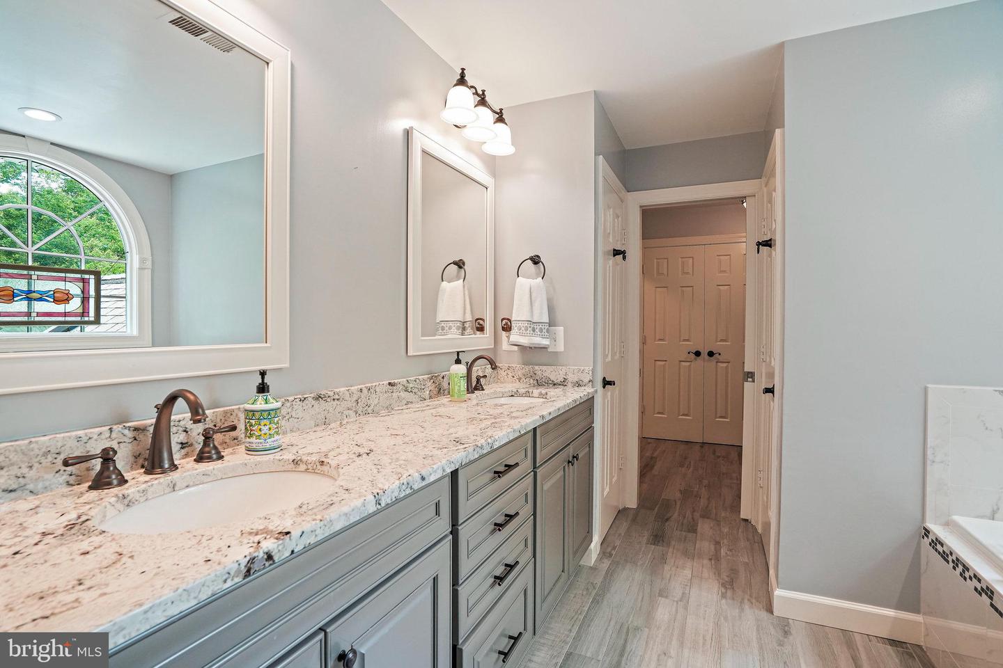 8821 GATESHEAD RD, ALEXANDRIA, Virginia 22309, 5 Bedrooms Bedrooms, ,2 BathroomsBathrooms,Residential,For sale,8821 GATESHEAD RD,VAFX2245718 MLS # VAFX2245718