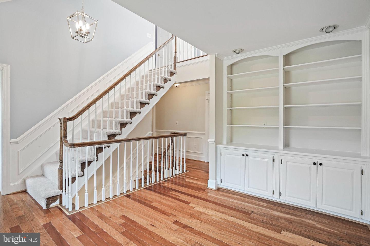 8821 GATESHEAD RD, ALEXANDRIA, Virginia 22309, 5 Bedrooms Bedrooms, ,2 BathroomsBathrooms,Residential,For sale,8821 GATESHEAD RD,VAFX2245718 MLS # VAFX2245718