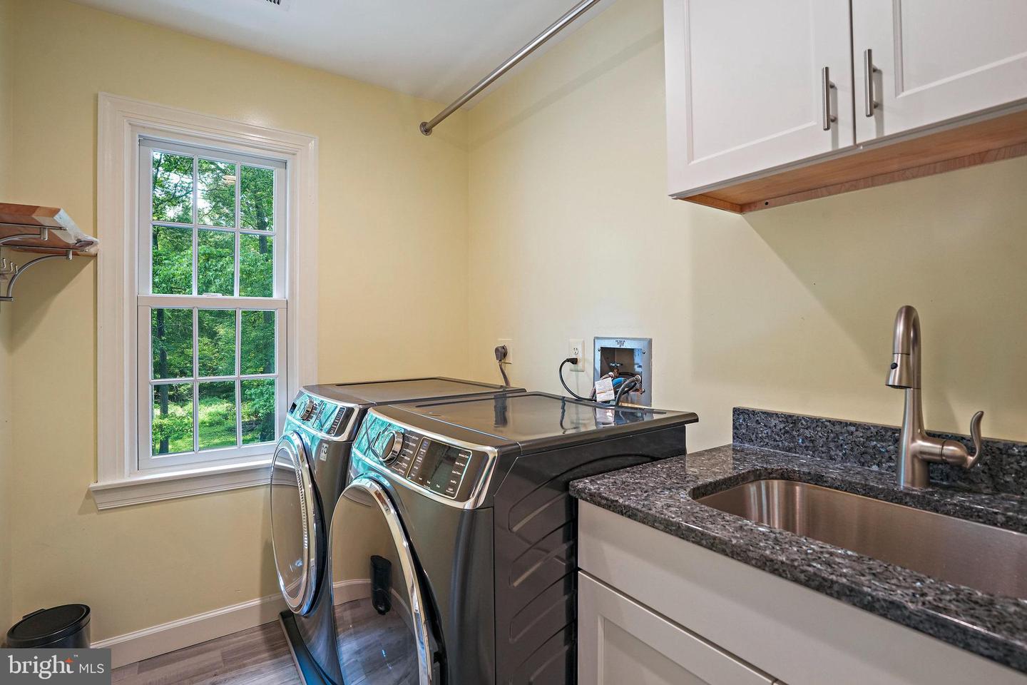 8821 GATESHEAD RD, ALEXANDRIA, Virginia 22309, 5 Bedrooms Bedrooms, ,2 BathroomsBathrooms,Residential,For sale,8821 GATESHEAD RD,VAFX2245718 MLS # VAFX2245718